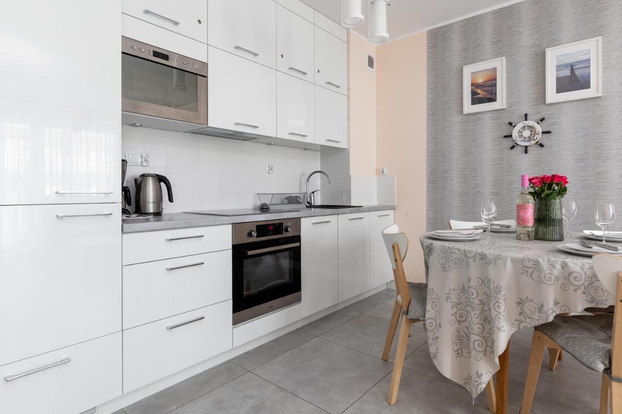 Blizej Morza II Apartament Z Garazem By Renters Kołobrzeg Exterior foto