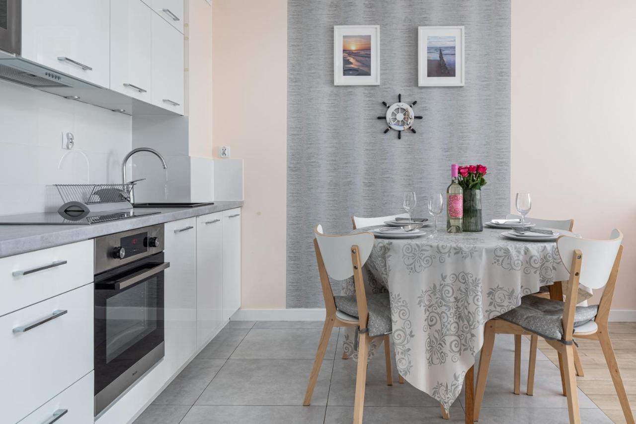 Blizej Morza II Apartament Z Garazem By Renters Kołobrzeg Exterior foto